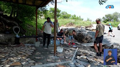 В Троицке благоустраивают источник воды «Уйский разъезд»