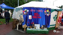 На челябинском Сабантуе ели чак‑чак, боролись на поясах и чествовали победителей