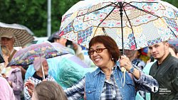 На челябинском Сабантуе ели чак‑чак, боролись на поясах и чествовали победителей