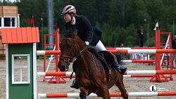 17-летняя челябинка сотворила сенсацию на Кубке губернатора по конкуру