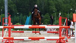 17-летняя челябинка сотворила сенсацию на Кубке губернатора по конкуру