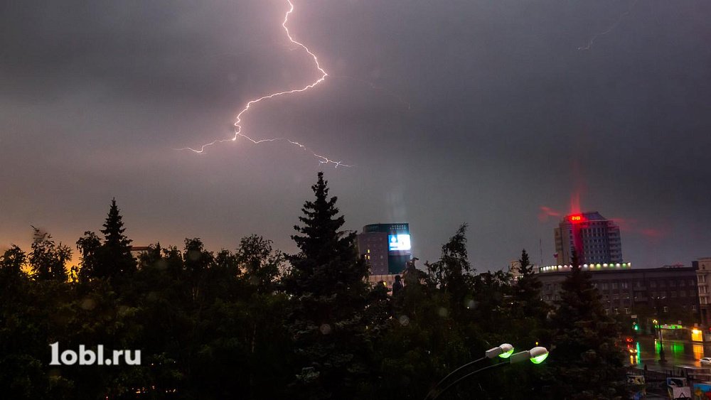 Ночью на Южном Урале пройдут сильные дожди с грозой и градом