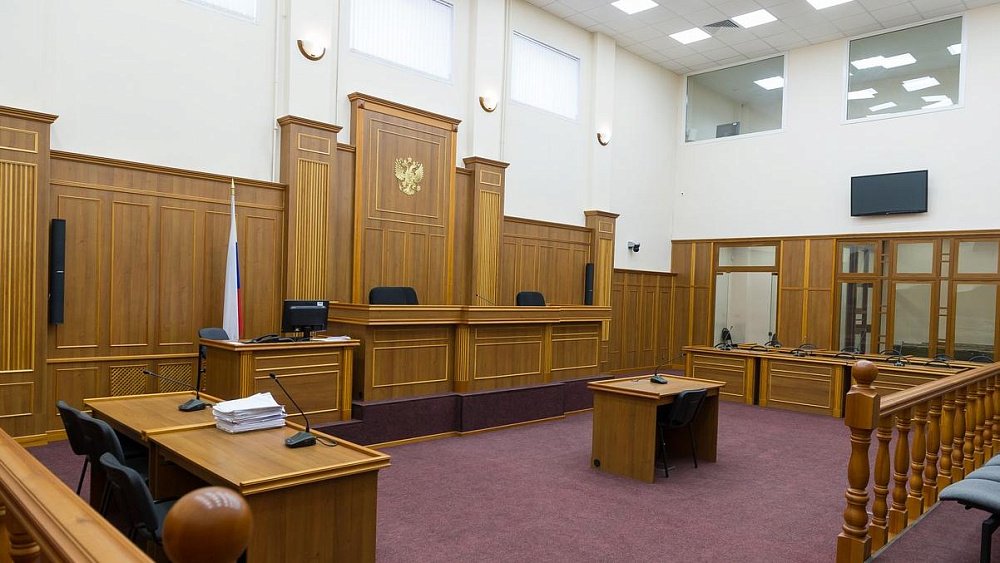 В Миассе сотрудник ГИБДД получил девять лет колонии за взятки