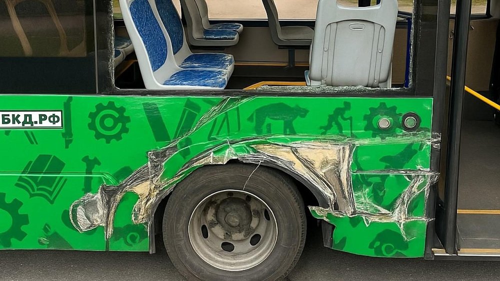 Пассажирские автобусы столкнулись на АМЗ