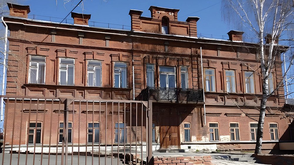 В Златоусте отреставрируют женскую гимназию начала XX века