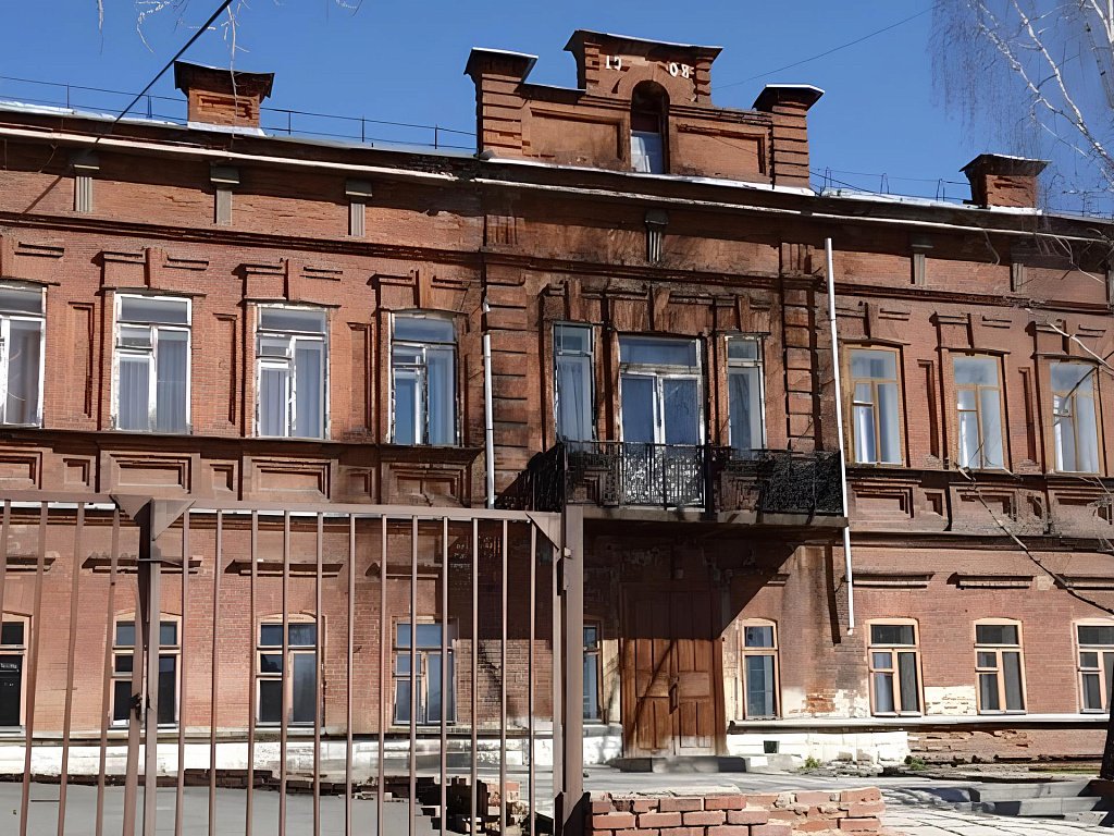 В Златоусте отреставрируют женскую гимназию начала XX века