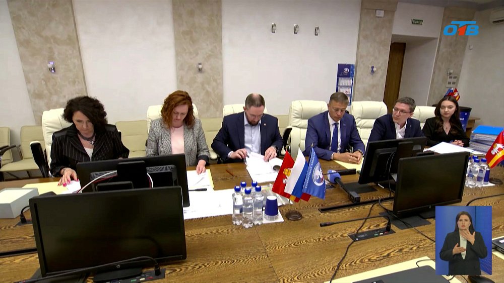 ЛДПР подала списки кандидатов в избирком