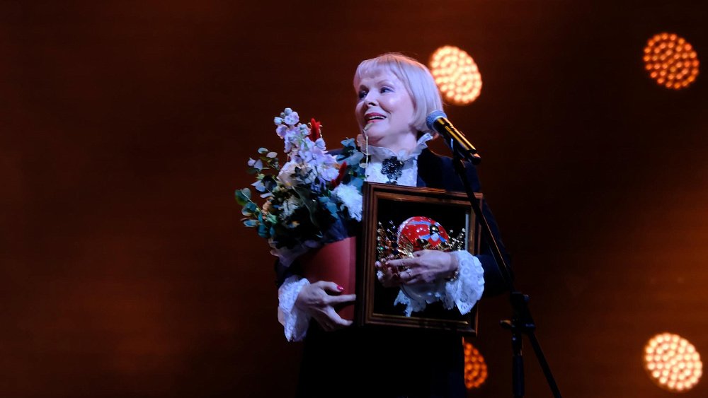 Актриса Челябинского молодежного театра получила «Золотую маску»