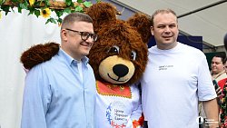 Знай, люби, гордись, приумножай: Алексей Текслер ознакомился с площадками «Молфеста»