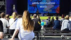 Олимпийский чемпион Артур Далалоян пообщался с южноуральской молодежью