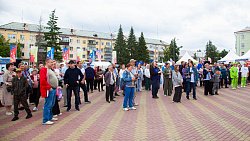 Фестиваль «Челябинская область — большая семья» приехал в Чебаркуль