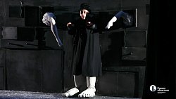 Трагичные судьбы маленьких людей показал челябинцам Екатеринбургский театр кукол