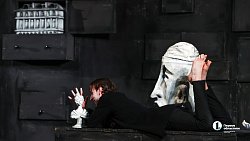 Трагичные судьбы маленьких людей показал челябинцам Екатеринбургский театр кукол