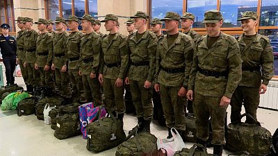 Южноуральцы отправились служить в Президентский полк