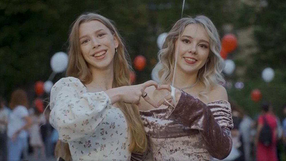 В Аше состоялся единый выпускной для всех одиннадцатиклассников