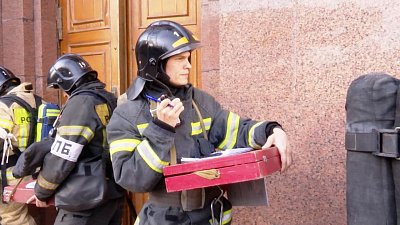 В Челябинске сотрудники МЧС отработали организацию горячей линии для пострадавших