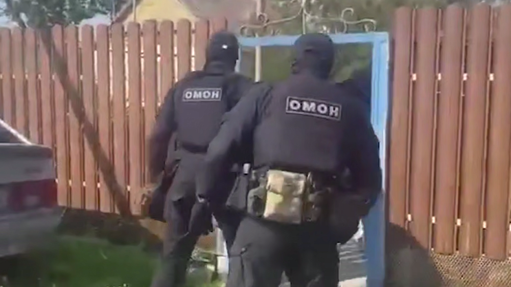 Южноуральские полицейские вышли на банду мошенников в сфере перевозок