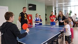 В Челябинске семьи участников СВО поздравили с Днем семьи, любви и верности