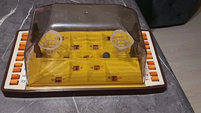 Челябинцы стали чаще размещать объявления о продаже раритетных вещей