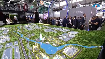 Губернатор Алексей Текслер презентовал разработки Южного Урала на «Иннопром-2025»