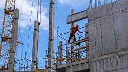 В Челябинске завершили фундамент нового хирургического корпуса ЧОДКБ