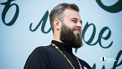 В Челябинском зоопарке День семьи отметили около 300 детей и родителей