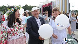 По Челябинску 8 июля прошел парад семей