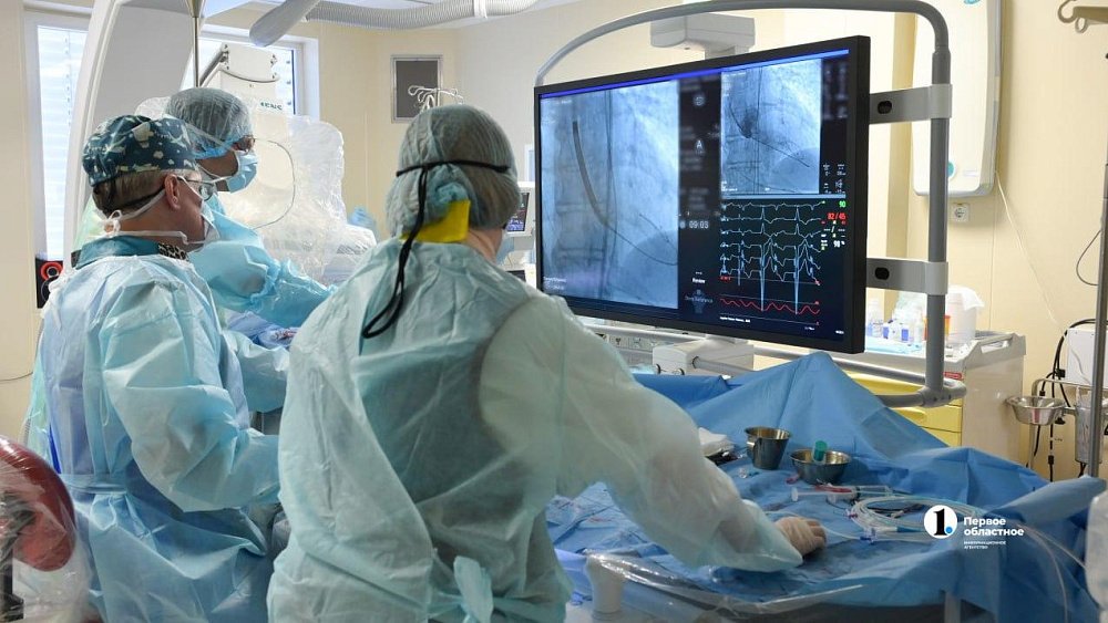 Челябинские хирурги меняют клапаны сердца через прокол в ноге