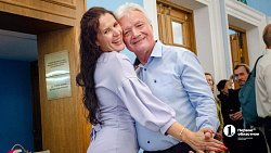 Алексей Текслер вручил медали «За любовь и верность» супружеским парам