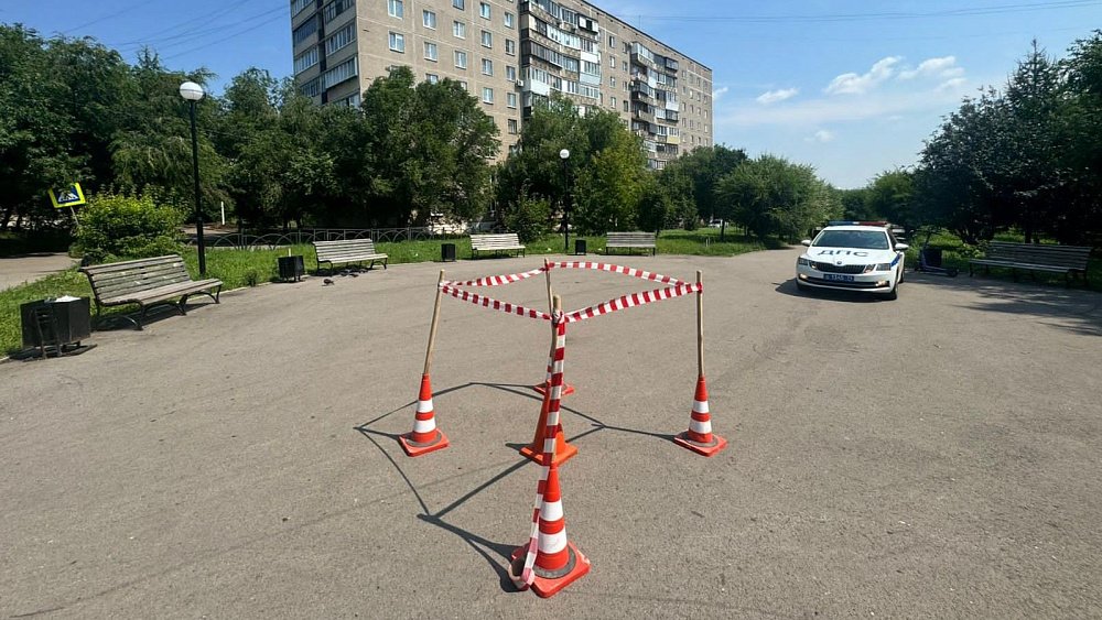 В Магнитогорске самокатчик сбил годовалого ребенка и скрылся