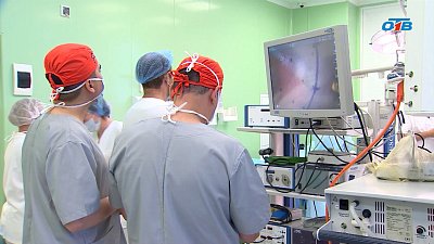 В ЧОКБ впервые на Южном Урале прооперировали головной мозг с помощью «рентгеновского зрения»