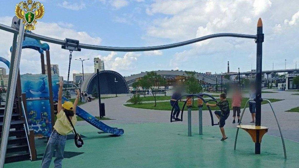 За перелом позвоночника на игровом комплексе в Арт‑сквере ребенку выплатят 550 тыс. компенсации