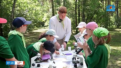 Где проводят лето юные экологи? — в сюжете «Лагерь для самых любознательных»