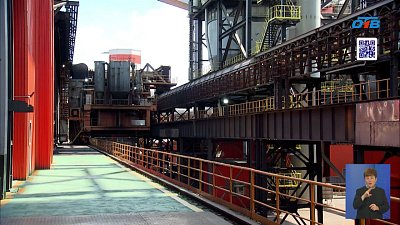 Владимир Путин посетил Магнитогорский металлургический комбинат