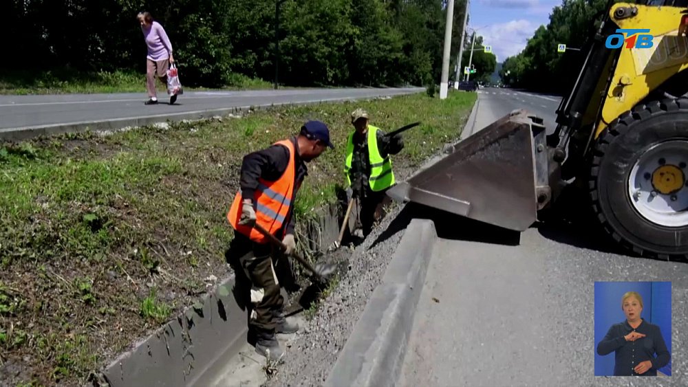 В Златоусте проходит масштабная очистка ливневок