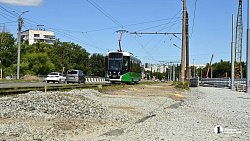 Алексей Текслер проверил начало ремонта моста по улице Черкасской