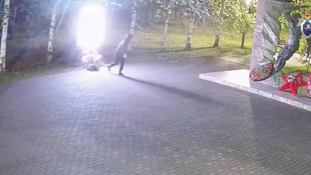 В Аше задержали мужчину, разбившего мемориал бойцам СВО