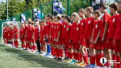 Футболист Дмитрий Аленичев восхитился спортивной базой в Аше