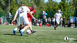 Футболист Дмитрий Аленичев восхитился спортивной базой в Аше