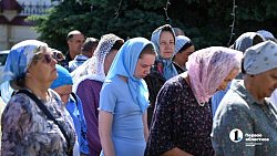 В храмах Челябинской епархии сегодня празднуют день Казанской иконы Божией Матери