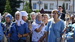 В храмах Челябинской епархии сегодня празднуют день Казанской иконы Божией Матери