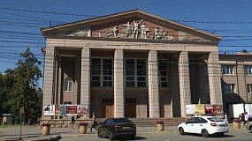 Краевед Юрий Латышев рассказал о истории величественных зданий Челябинска