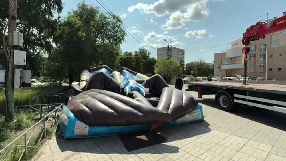 В Ленинском районе Челябинска демонтировали опасный батут