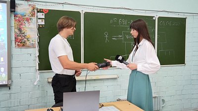 Челябинский студент создал протез кисти руки с искусственным интеллектом