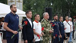 Челябинцы пробежали патриотический марафон «От Победы к Победе!»