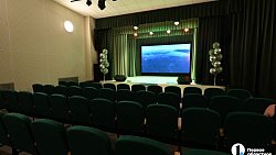 В селе Челябинской области досуговый центр оборудовали новым зрительным залом