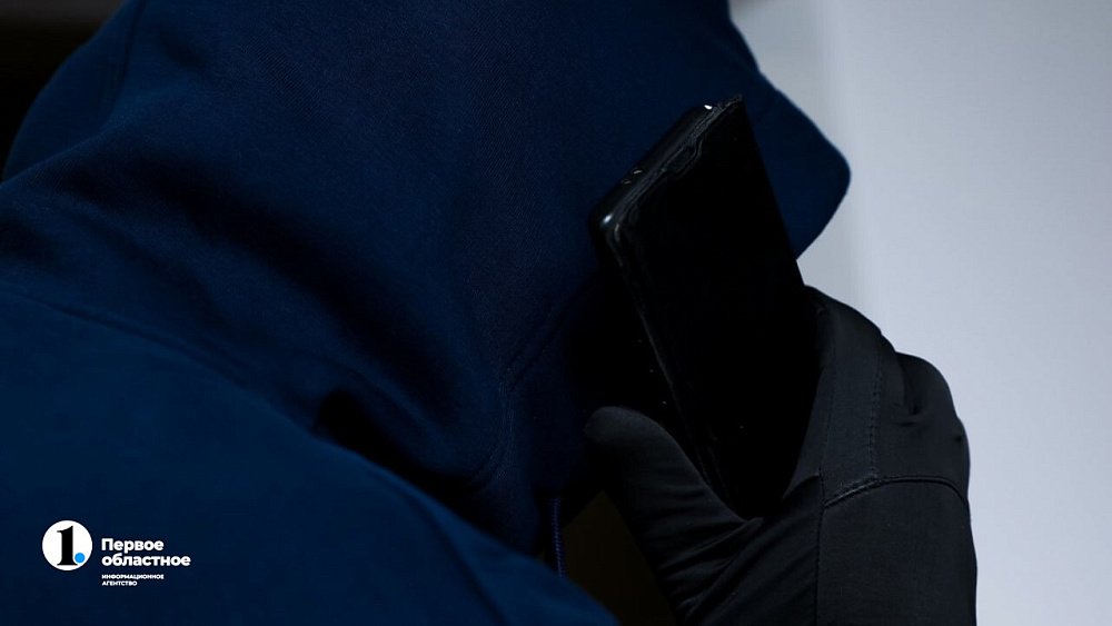 В Верхнеуральске таксист спас 18‑летнюю девушку от превращения в преступницу