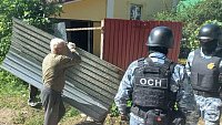 Приставы демонтировали забор на одном из садовых участков под Челябинском