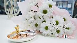 Шесть челябинских пар заключили брак в библиотеке в зеркальную дату