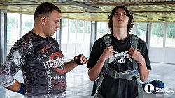 Вместе веселее — четыре друга в один день впервые прыгнули с парашютом